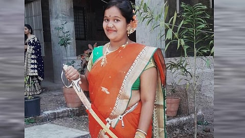 ladies doctor dead in accident at kolhapur