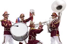 लग्नात आता वाजणार बँड, पण नियमांचे पालण करून !