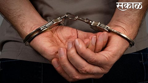 crime news in sindhudurg kankavli illegal alcohol found rupees 11 lakh