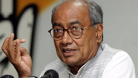 People wearing saffron robes committing rapes inside temples: Digvijaya Singh