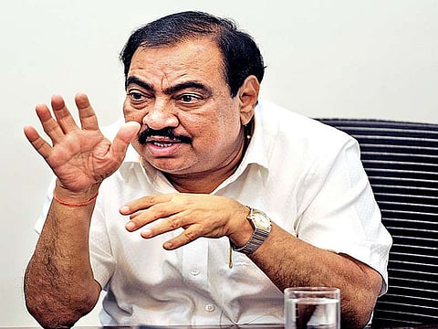 Khadse's honor in the party, Mushrif's explanation