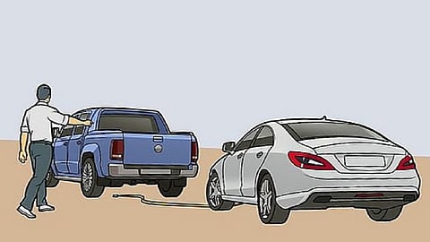 surprise checking of four wheeler car in for new year start from sawantwadi sindhudurg