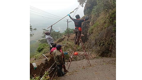 Diwali Festival 2020 मावळ्यांची सज्जनगड मोहीम फत्ते; उद्या दीपोत्सवाने उजळणार गड-किल्ला