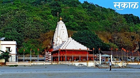 tourist decred in konkan ratnagiri due to corona fear