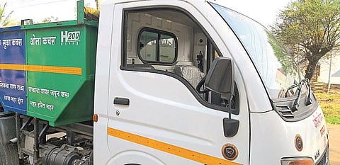 garbage collectors gets little payment in sangali...