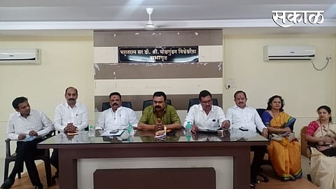 ratnagiri shiv sena criticize on nilesh rane