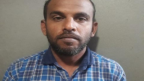 मोठी बातमी : मातोश्री परिसरातून पिस्तुलधारी इसमाला अटक !