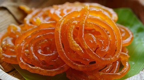 Make jalebi from the rest of the rice Learn the method