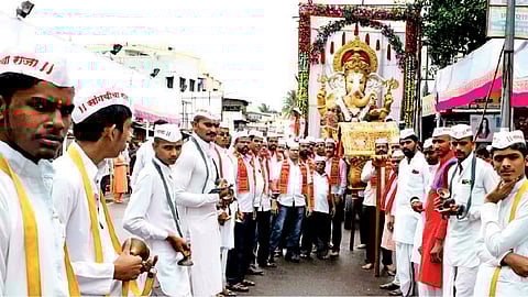 सात दिवसांच्या गणरायाला निरोप