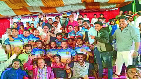 रायगड अजिंक्य पदावर चरी संघाची मोहर