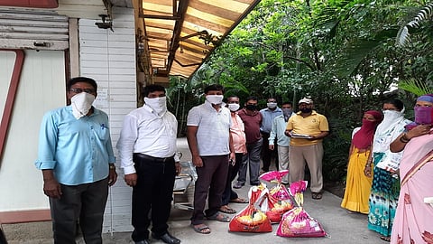 Pune-Based Villagers Helped The Deputy Collector Kolhapur Marathi News