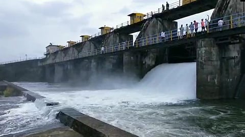 khadakwasla dam water release