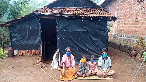 डाेंगरमाथ्यावरून आवाज घुमला; उरलं सरलं जगणं कोरोनानं मोडलं