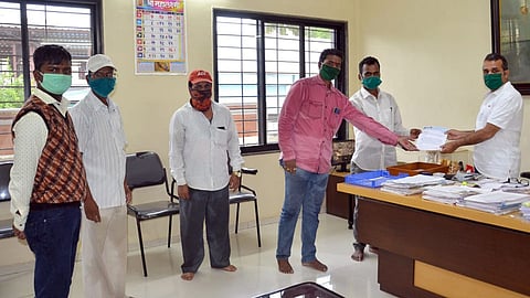 सरकाराने सलून व्यवसाय सुरू करण्यास परवानगी द्या : नाभिक असोसिएशनची मागणी