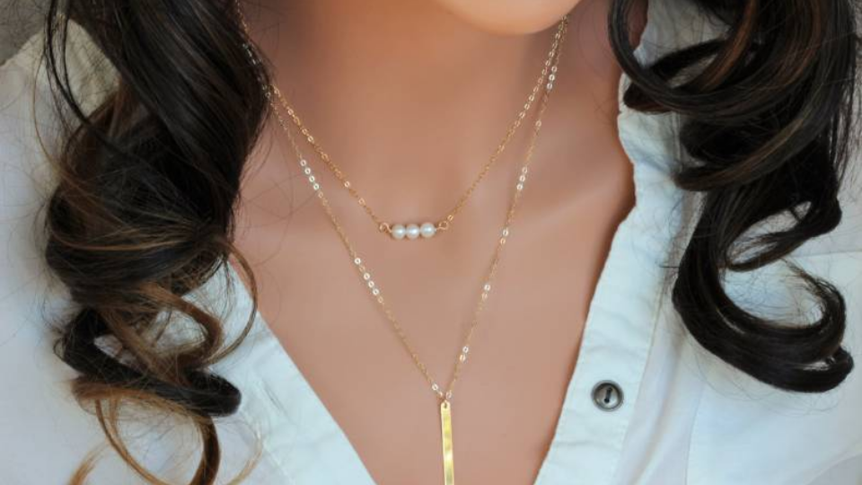 neck piece layering tricks for stylish look nagpur news