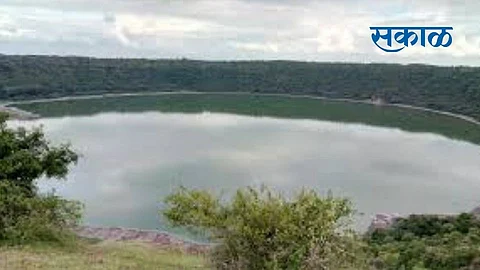 High Court expressed displeasure with the government Order to submit detailed information in Lonar case