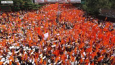 मराठा आरक्षणासंदर्भात महत्त्वाची बातमी, राज्यात सरकार नसल्यानं आता बाजू कोण मांडणार?
