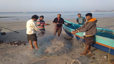 Corona effect: Fear of falling behind on the agenda of the fish famine-ridden government