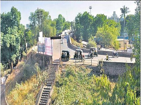 शिवाजीनगर उड्डाणपुलाच्या ‘टी’ आकारालाच मंजुरी !