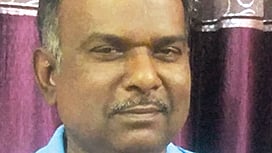 काम कसे करु... राजीनामाच घ्या...