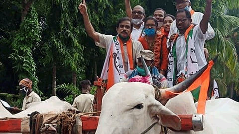 ratnagiri ncp protest against increase petrol rate