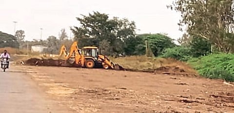 Railway dept .finally filled the nalha in miraj