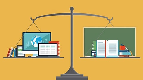 online education vs traditional school education