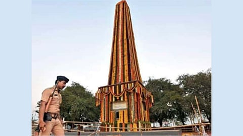 भीमाकोरेगाव : विजयस्तंभ अभिवादनासाठी बाहेरच्यांना परवानगी नाही!