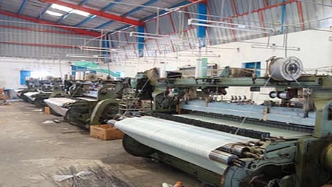 Textile prices fell; Yarn spinning small scale double scissors