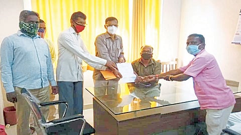 अन्यायकारक विधेयकांविरोधात कऱ्हाडात शेतकरी आक्रमक