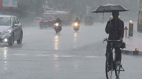 पुणेकरांनो, उद्या जरा जपून; हवामान खात्यानं दिला 'ऑरेंज अलर्ट'