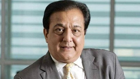 ed raids yes bank founder rana kapoor residence worli Mumbai