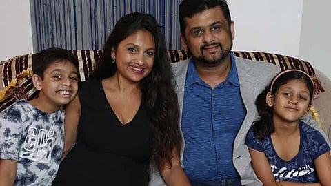 sahastrabuddhe-family