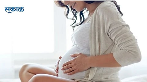 Know how and when to tell about Pregnancy here are some tips