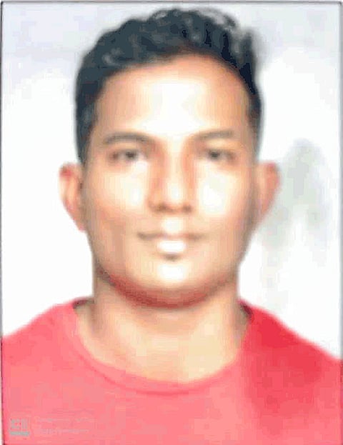 A man drowns in a sea of sewage tank