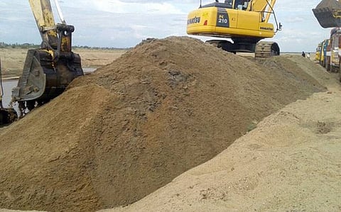 sand mafia in buldana.jpg