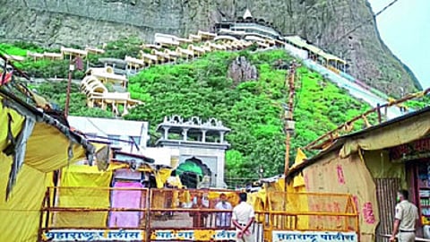 saptshrungi gad 1.jpg