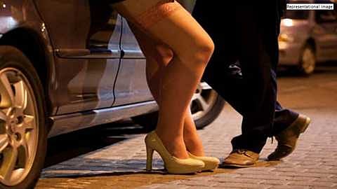 पॉर्न व्हिडीओ प्रकरणात अनेक धक्कादायक बाबींचा खुलासा; बड्या उद्योगपतीचाही प्रकरणाशी संबंध