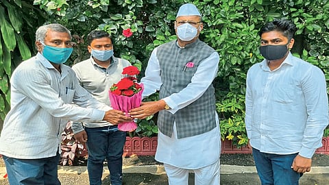 इराणमधील कैद भारतीय युवकांना राष्ट्रवादीच्या खासदारांनी साेडविले