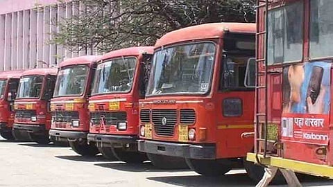लसीकरणाच्या पहिल्या टप्यात ST कर्मचाऱ्यांचा समावेश करावा, महाराष्ट्र एसटी कर्मचारी कॉंग्रेसची मागणी