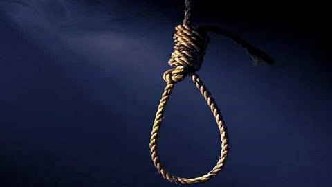 आत्महत्या