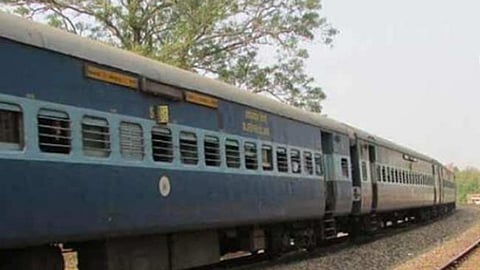 पुणे-पाटणादरम्यान होळीसाठी विशेष गाडी