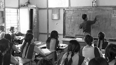 विद्यार्थ्यांच्या बोगस पटसंख्येवरून शाळांनी शिक्षकांच्या नियुक्त्यांसह