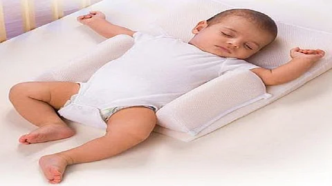 Pillow and the neck