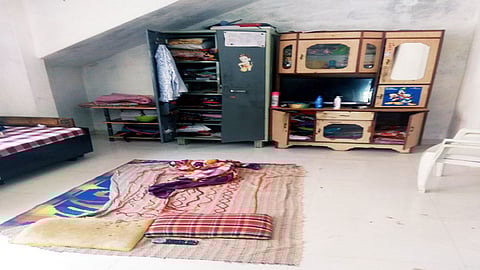 ब्रेकिंग : वाईतील पेटकर कॉलनीत माेठी चाेरी; महिला गंभीर जखमी