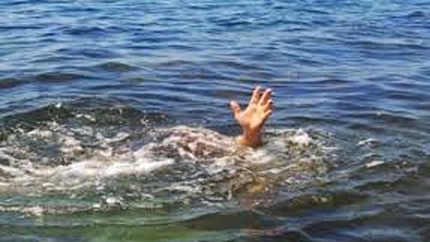 Siblings drowning in Ambajogai taluka