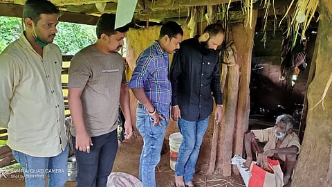 News Effect Venka Lambore help from MNS in sadvli ratnagiri