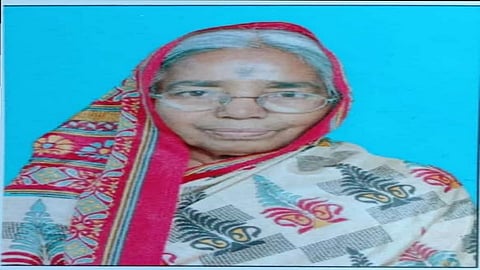 The elderly woman committed suicide by jumping into the rever kolhapur marathi news
