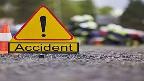 40 ते 45 फूट तारळी नदीत मिनीबस कोसळून ५ जण ठार; नवी मुंबईतील नायर कुटूंबियांवर काळाचा घाला