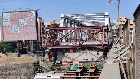 पत्रीपूलाला दोन वर्षापासून तारीख पे तारीख; कल्याण-डोंबिवलीकरांचा अपेक्षाभंग